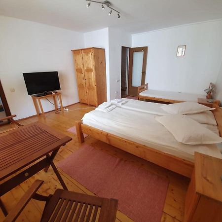 Casa Terezia Hotel Брашов Екстериор снимка